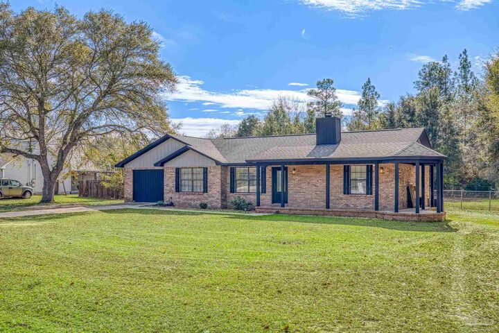 Property Photo: 5279 Willard Norris Rd FL 32570