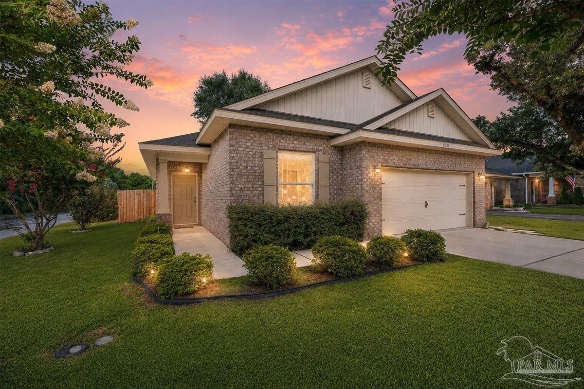 Property Photo:  10533 Millbrook Dr  FL 32534 