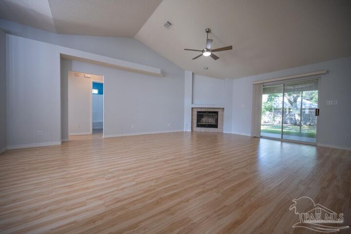 Property Photo:  6900 Calle De Caballero  FL 32566 