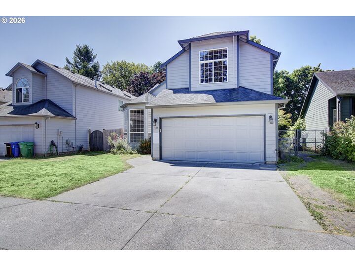Property Photo:  1556 NE 27th Ter  OR 97030 