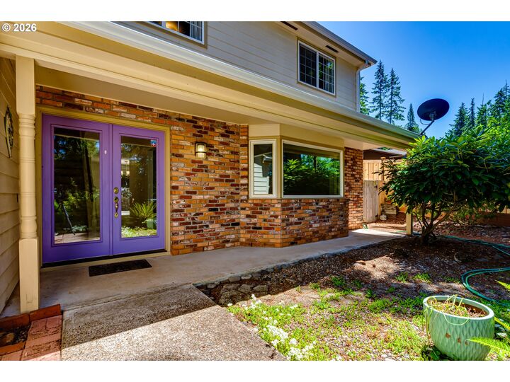 Property Photo:  88119 Tiki Ln  OR 97478 