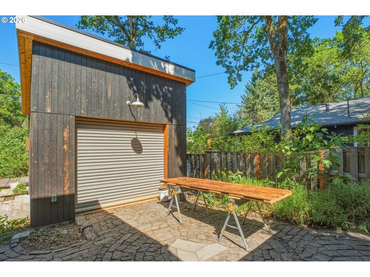 Property Photo:  1675 NW 138th Ave  OR 97229 