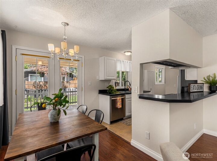 Property Photo:  593  Rolfs Place  WA 98802 