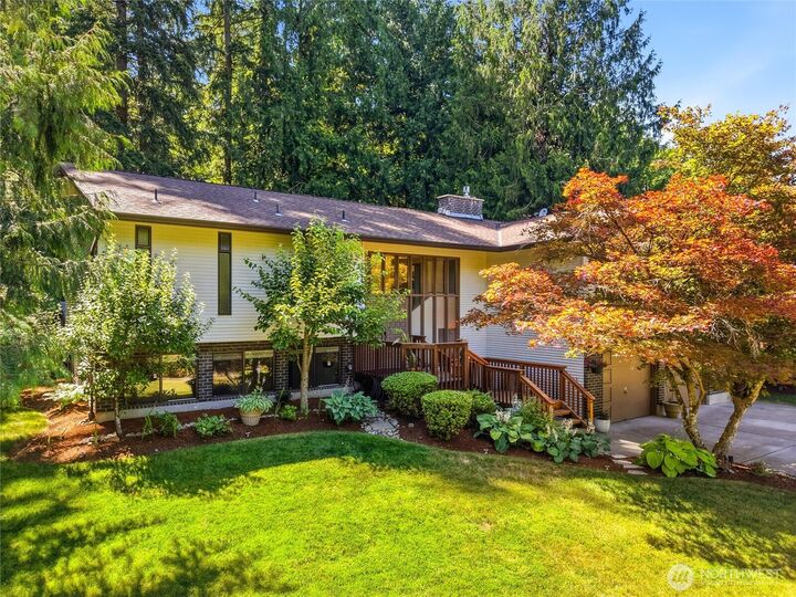Property Photo: 21828 SE 254th Place WA 98038