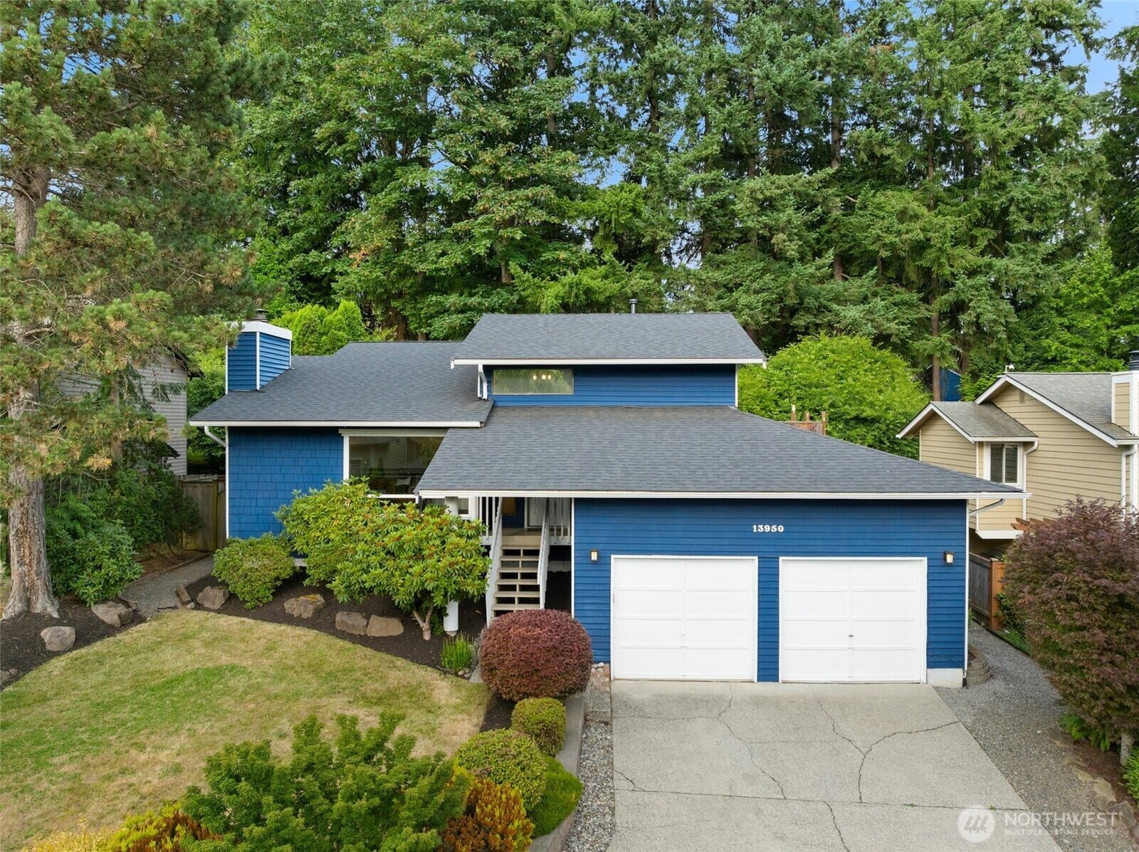 Property Photo: 13950 127th Place NE WA 98034