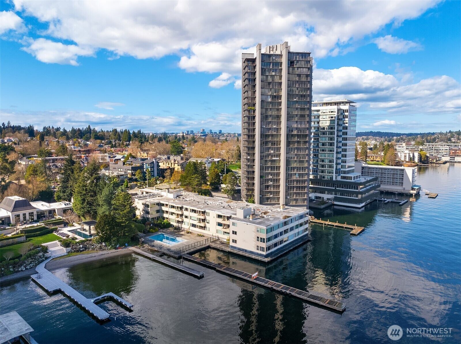Property Photo:  1600  43rd Avenue E 212  WA 98112 
