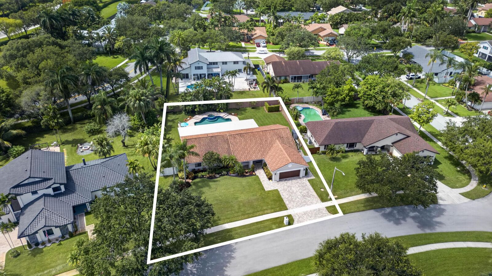 Property Photo:  20250 NW 5th Street  FL 33029 