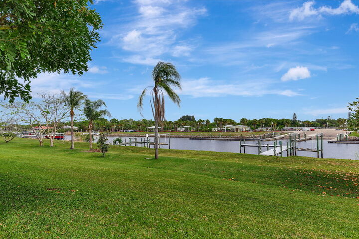 Property Photo:  2704 SE Eagle Drive  FL 34984 