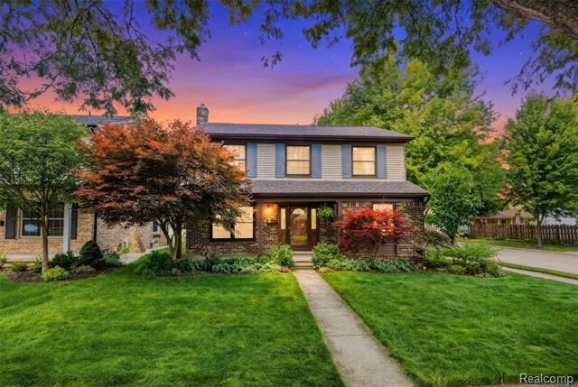 Property Photo:  1765 Robindale Avenue  MI 48128 