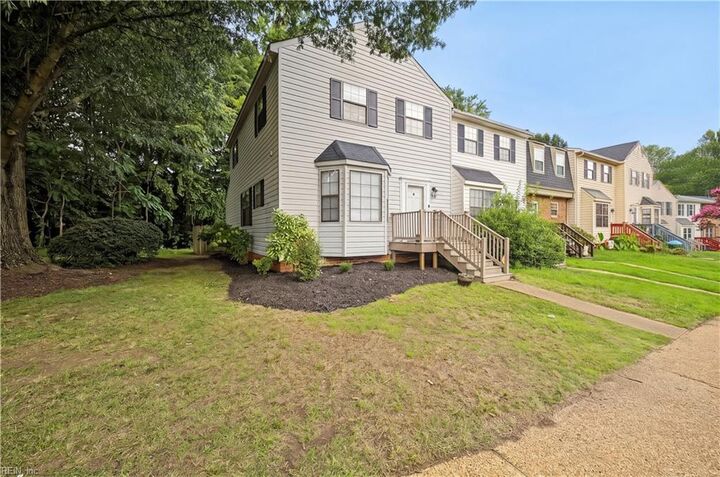 Property Photo:  1758 Skiffes Creek Cir  VA 23185 
