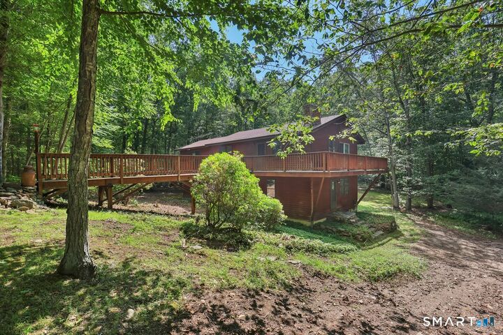 Property Photo:  33 Quiet Woods Road  CT 06424 
