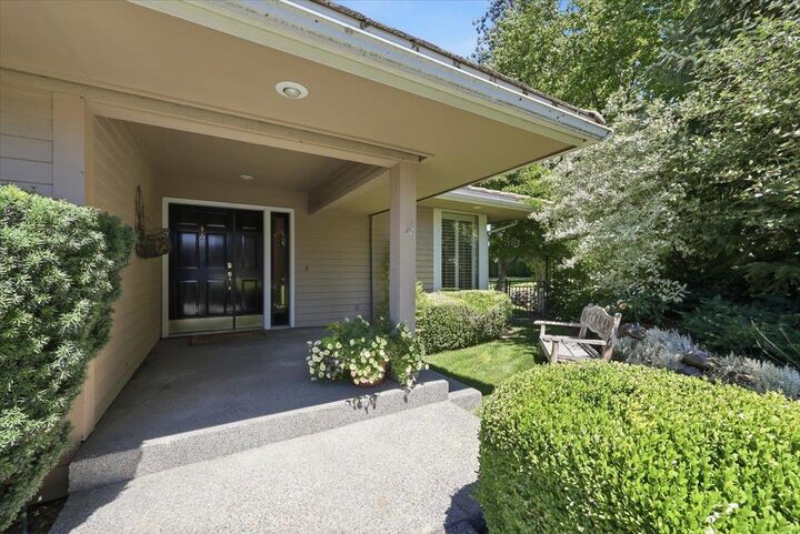 Property Photo:  4402 S Saint Andrews Ln  WA 99223 