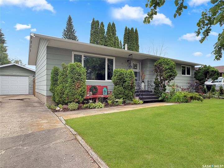 Property Photo:  8903 Thomas Avenue  SK S9A 3H4 