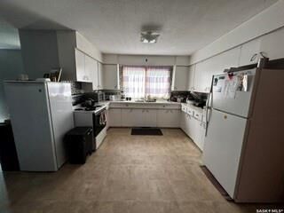 Property Photo: 1104 97th Street SK S0E 1T0
