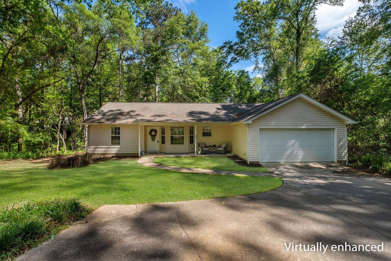Property Photo: 8328 Chickasaw Trail FL 32312