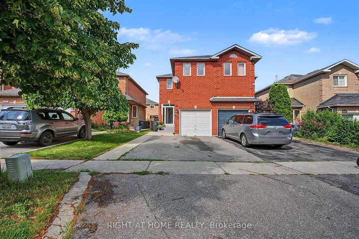 5531 Whistler Crescent — photo 1