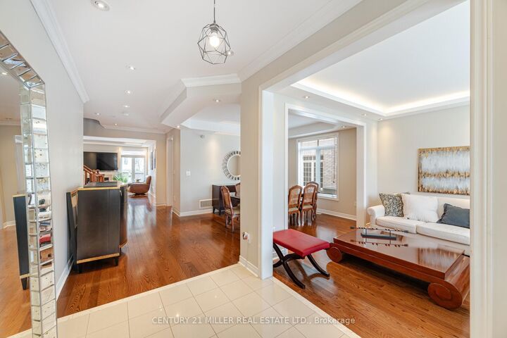 Property Photo:  2098 Wildfel Way  ON L6M 0E2 