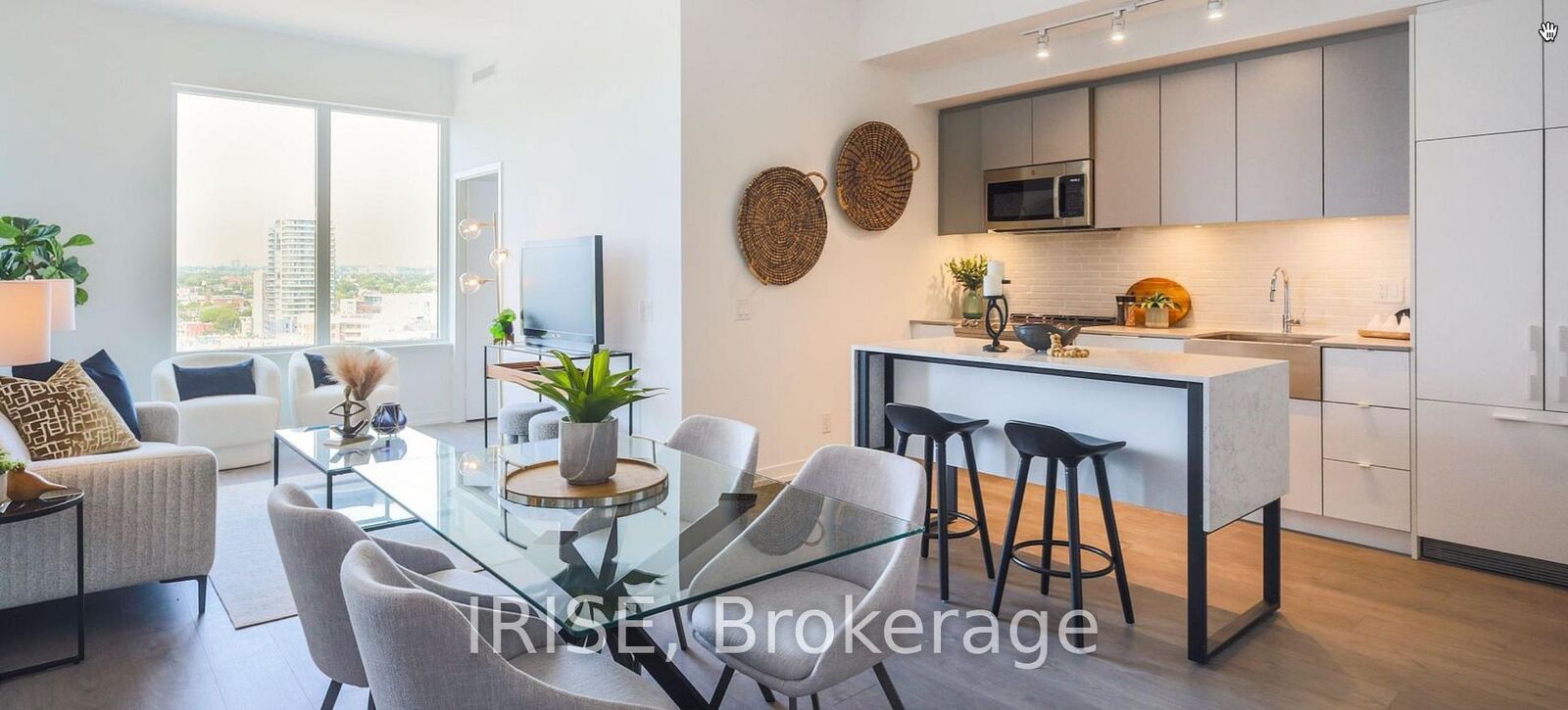 Property Photo:  270 Dufferin Street 1119  ON M6K 3C5 
