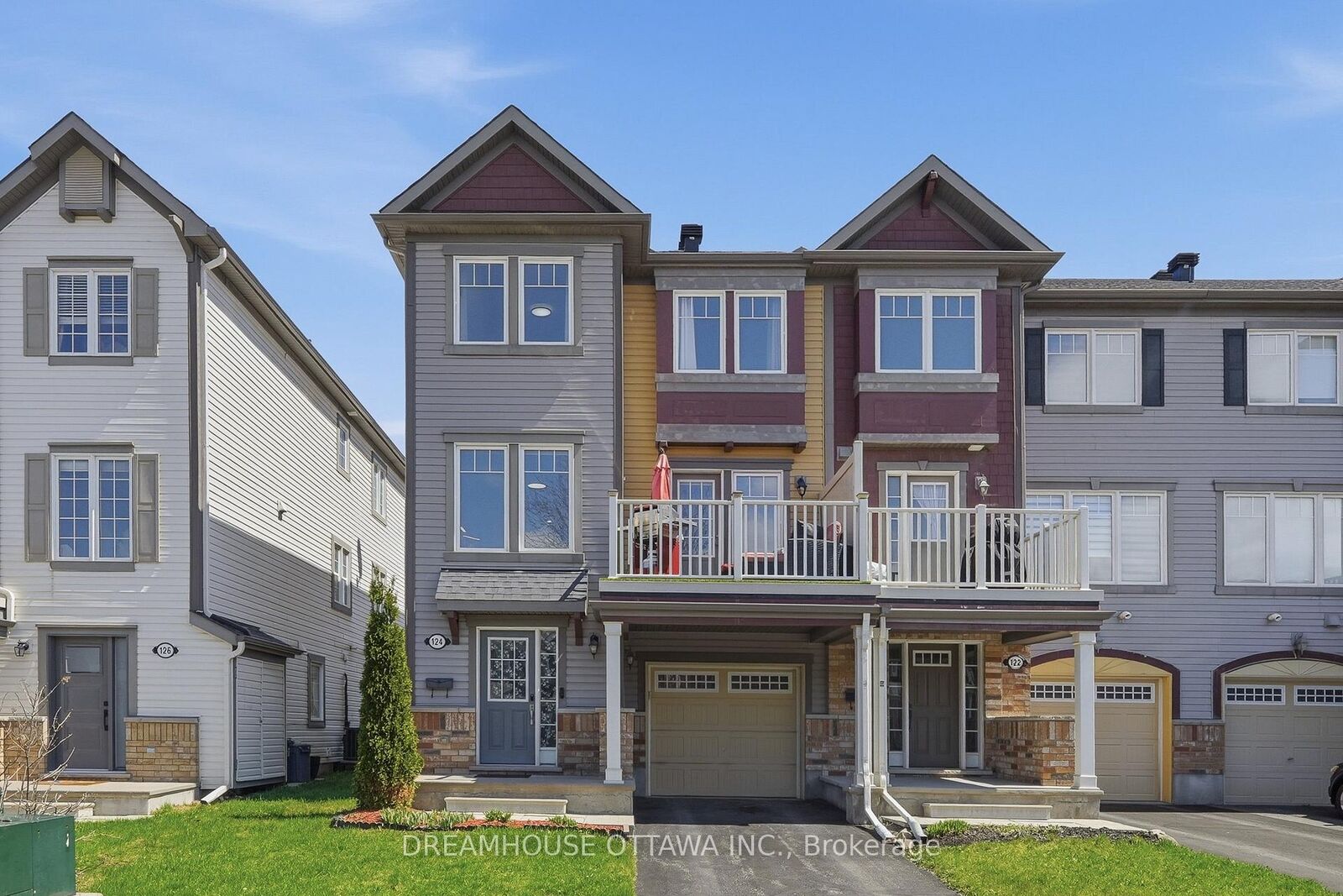 Property Photo:  124 Pennant Avenue  ON K2J 5W6 