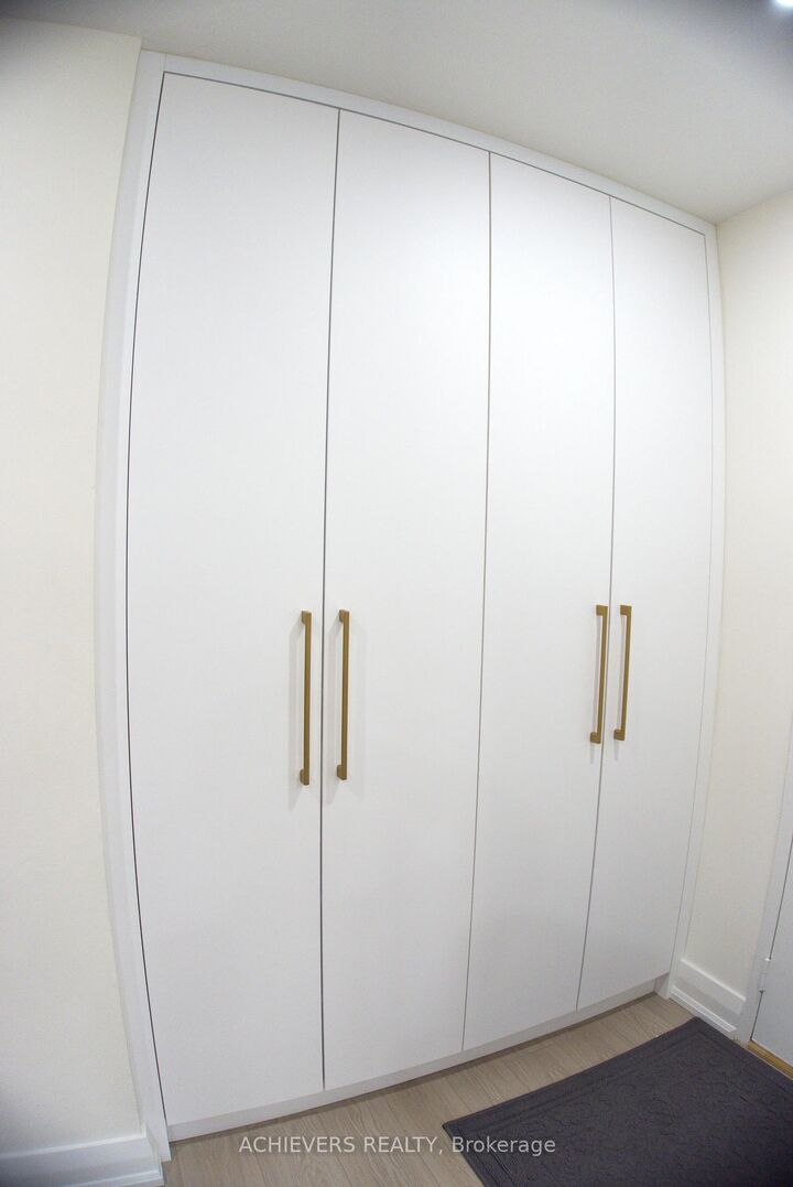 Property Photo:  100 Echo Point Ph 6  ON M1W 2V2 