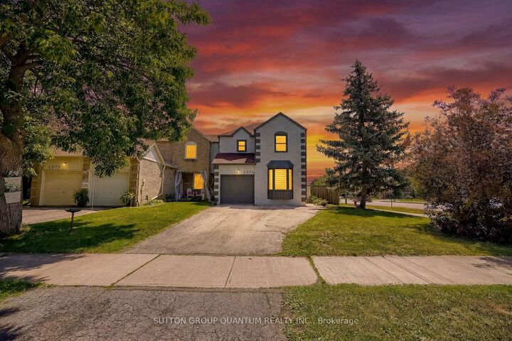 1279 Hedgestone Crescent S — photo 1