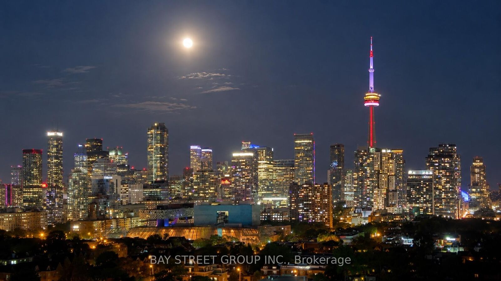 Property Photo:  181 Huron Street 1607  ON M5T 0C1 