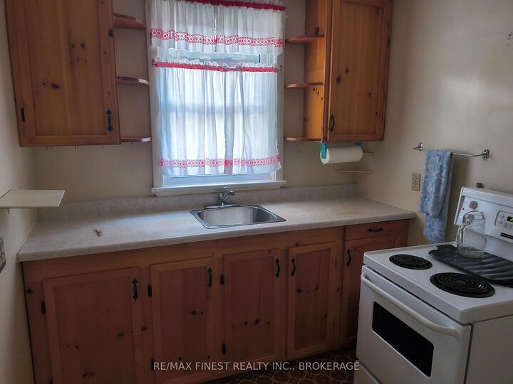 Property Photo: 309 College Street ON K7L 4M3