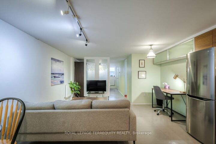 Property Photo: 26A Scarlett Road Bsmt ON M6N 4K1