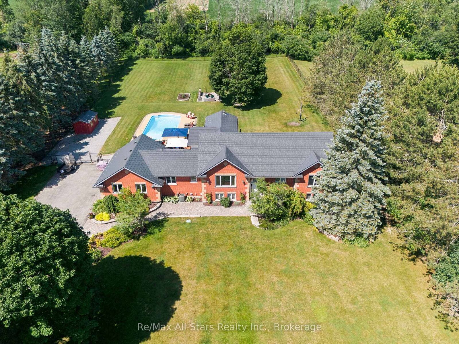 Property Photo: 21180 Brunon Avenue ON L0C 1G0