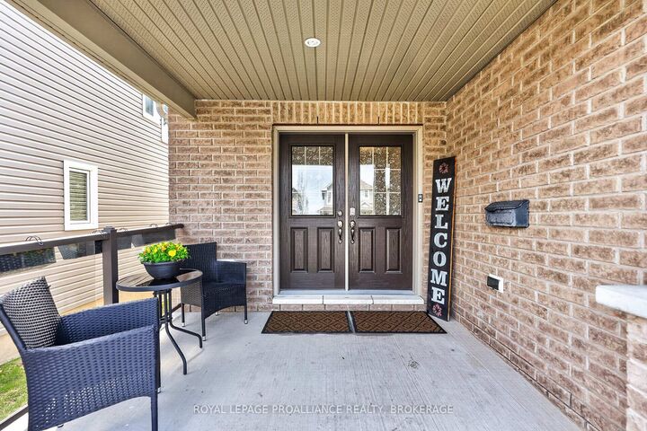 Property Photo: 1153 Escala Crescent ON K7P 0H6