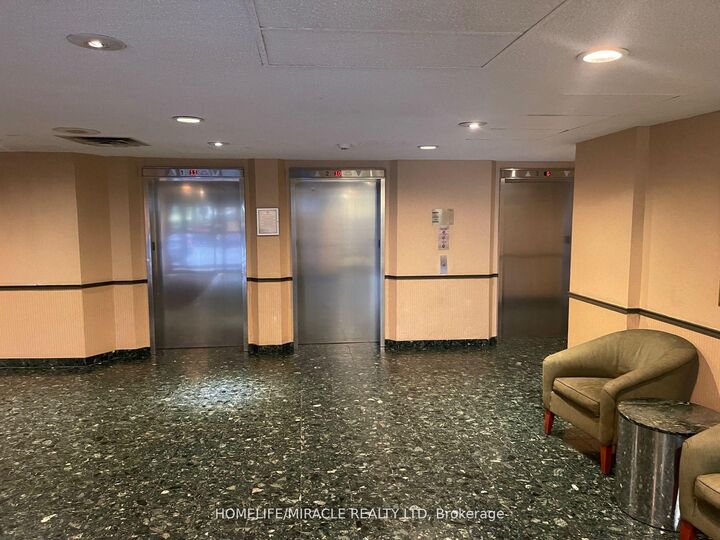 Property Photo:  4185 Shipp Drive 119  ON L4Z 2Y8 