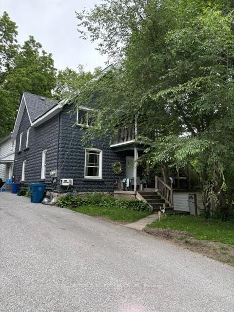Property Photo: 174 Borland Street E 4 ON L3V 2C3