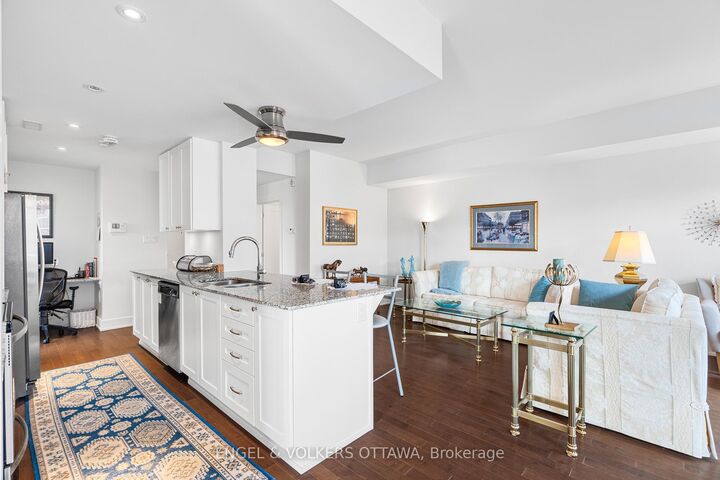 Property Photo:  355 Elizabeth Cosgrove Private 304  ON K1W 0K6 