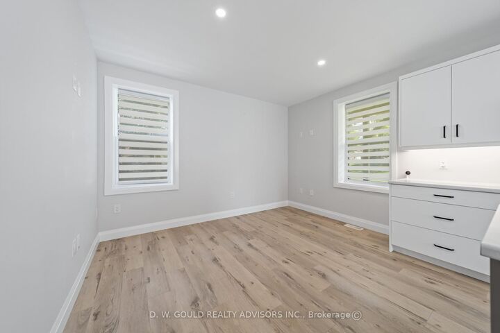 Property Photo:  330 William Street  ON N0G 2L3 