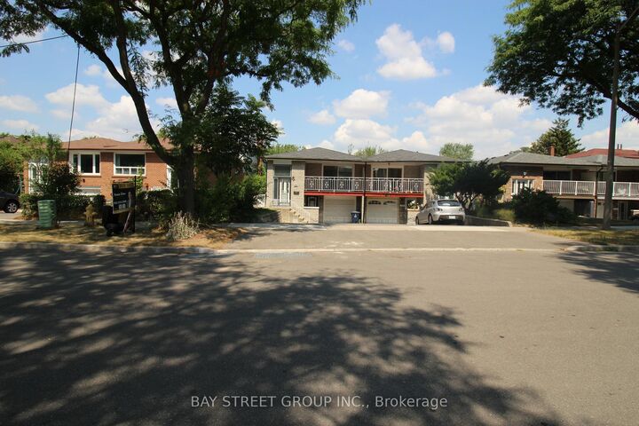 Property Photo: 117 Pindar Crescent Main Floor ON M2J 3L3