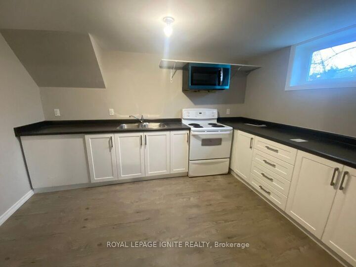 Property Photo: 65 Hickling Trail ON L4M 5S8