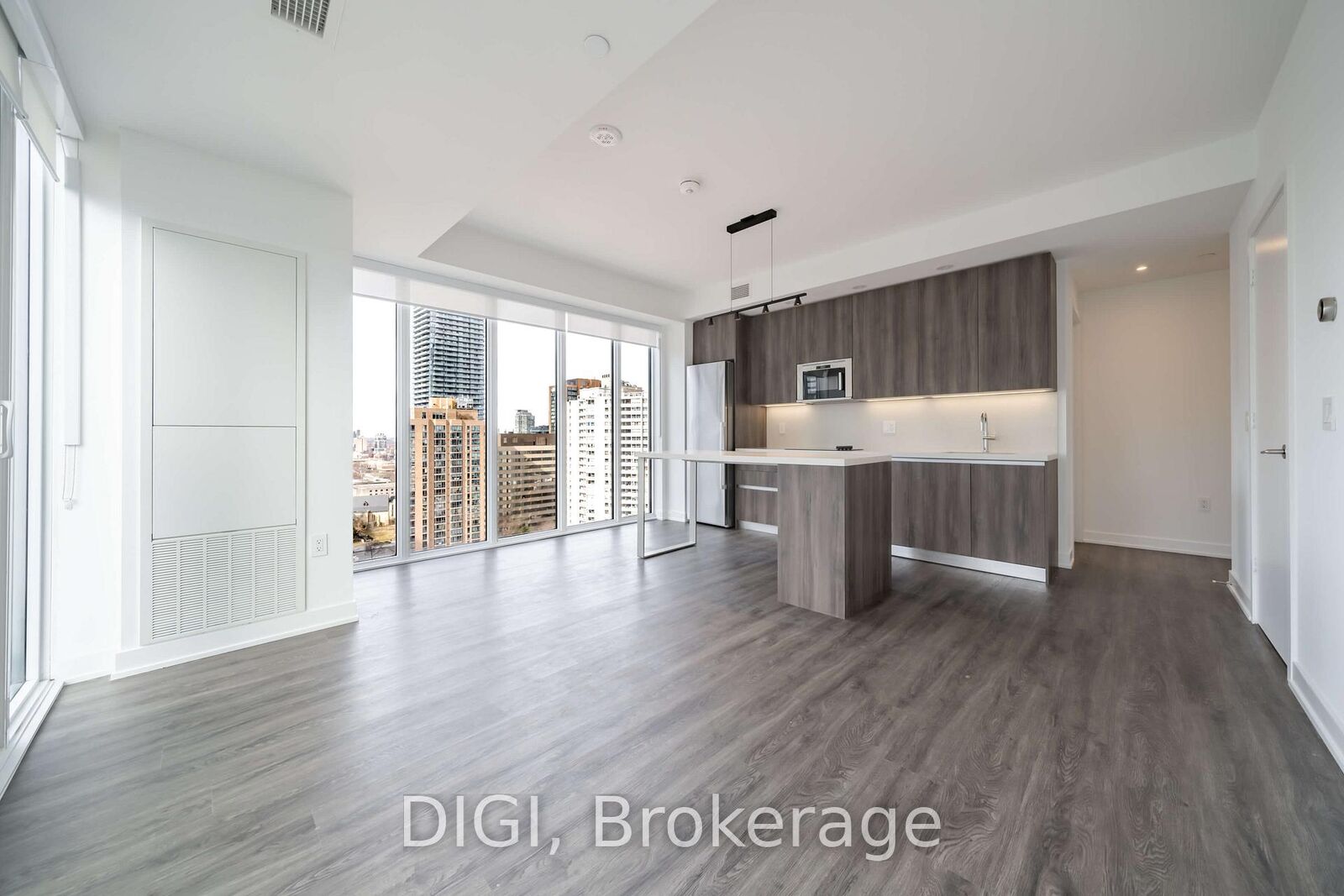 Property Photo:  8 Gloucester Street 1502  ON M4Y 0H8 