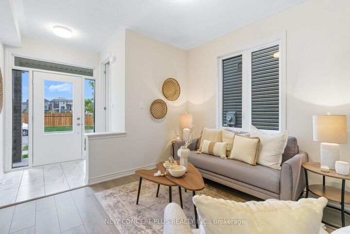 492 Trevor Street — photo 1