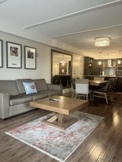 Property Photo:  9 Harbour Street E 5100-5102  ON L9Y 5C5 