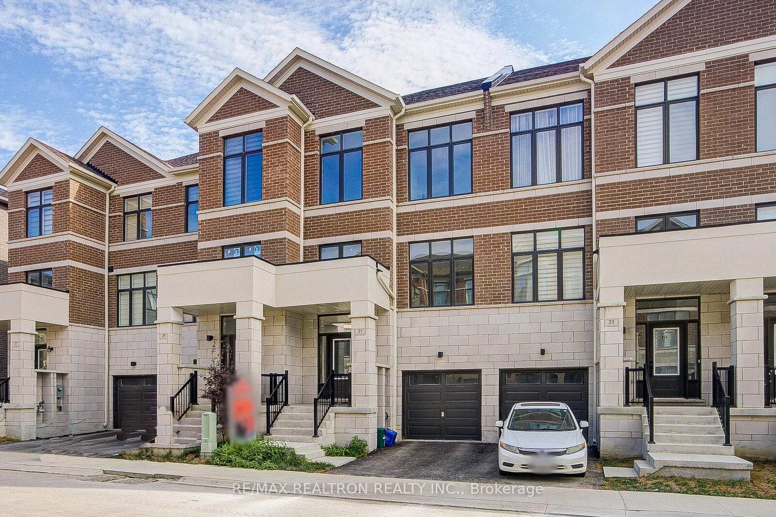 Property Photo:  31 Millman Lane  ON L4S 0P8 