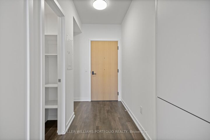 Property Photo:  89 Church Street 3905  ON M5C 0B7 