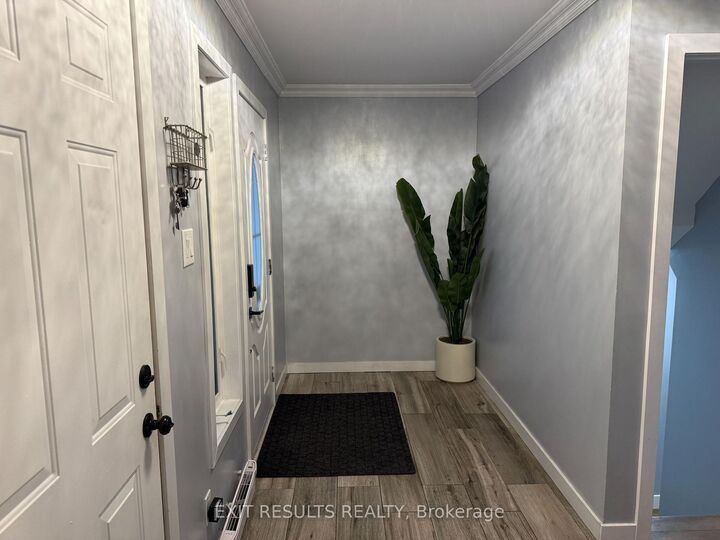 1090 Dianne Avenue — photo 1