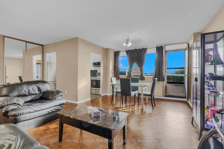 Property Photo: 180 Markham Road 816 ON M1M 2Z9