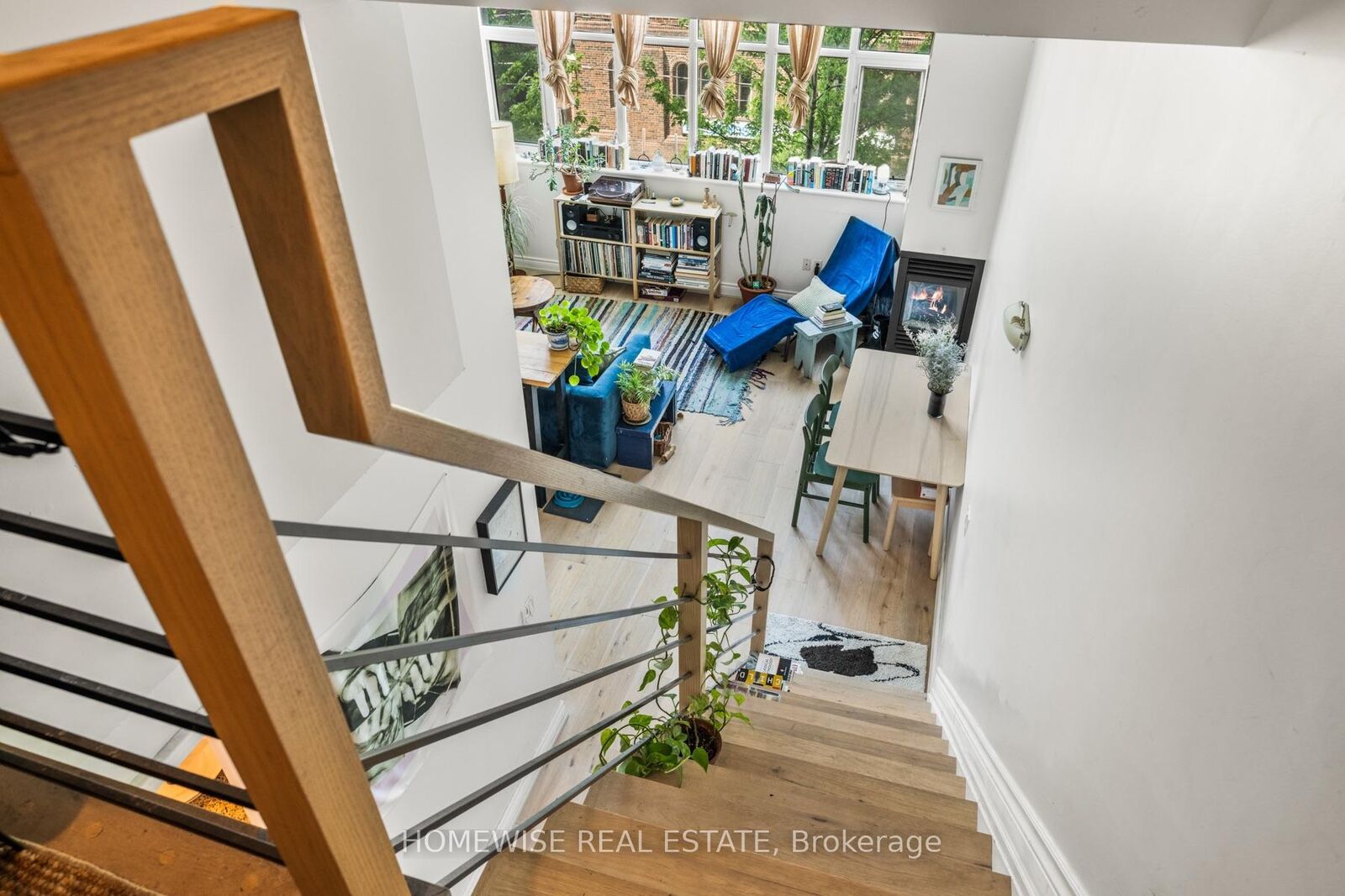 Property Photo: 437 Roncesvalles Avenue 410 ON M6R 3B9