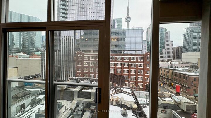 Photo de la propriété:  21 Nelson Street 707  ON M5V 3H9 