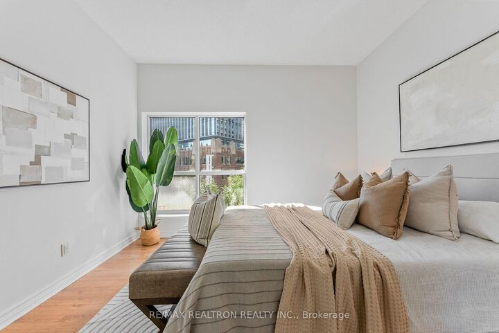 Property Photo:  600 Queens Quay W 619  ON M5V 3M3 