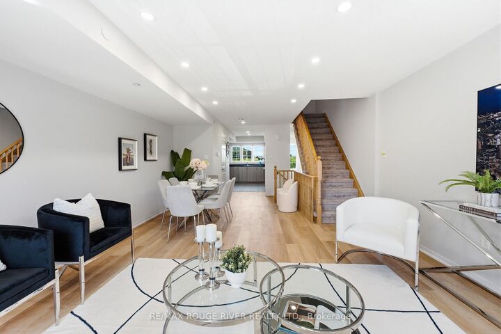 Property Photo:  2669 Deputy Minister Path  ON L1L 0M7 
