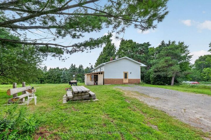Property Photo: 4828 Frank Kenny Road ON K0A 3H0