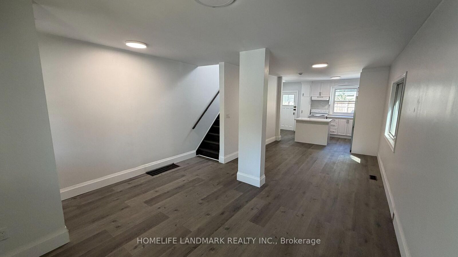 Property Photo: 670 Mount Pleasant Road ON M4S 2N3