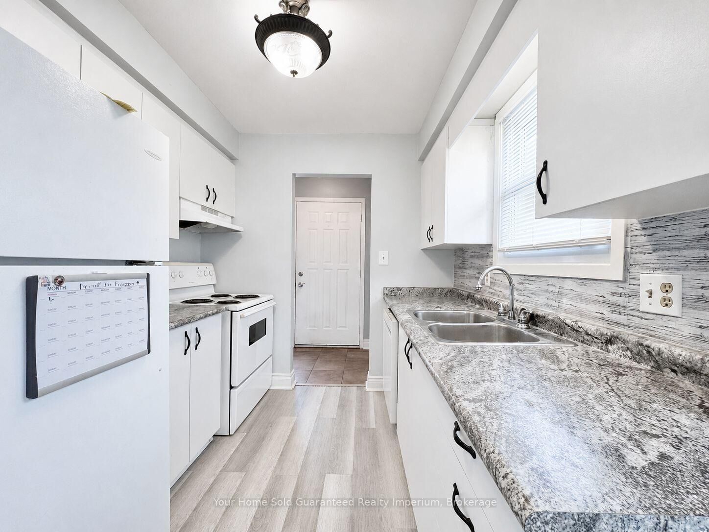 Property Photo: 37 Mayfair Drive ON L3C 7A2